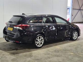 Avarii autoturisme Toyota Auris 1.8 16V Hybrid Combi/o  Elektrisch Benzine 1.798cc 100kW (136pk) FWD 2015/12