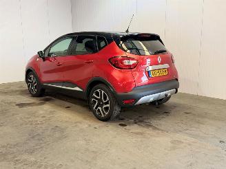 skadebil auto Renault Captur 0.9 TCe Helly Hansen 2015/5