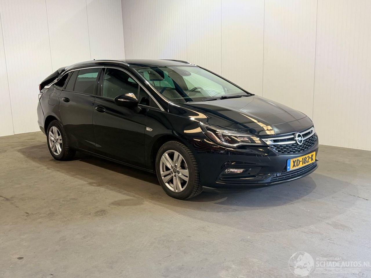 Opel Astra 1.0 Turbo Business Executive