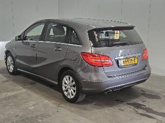 Voiture accidenté Mercedes B-klasse 1.8 B-180 CDI BlueEFFICIENCY 16V Hatchback  Diesel 1.796cc 80kW (109pk) FWD 2012/2