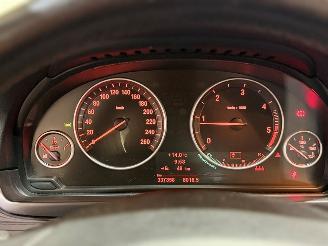 BMW 5-serie 520d Executive picture 11