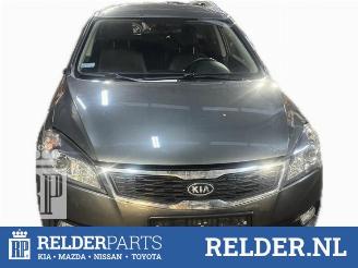 Démontage voiture Kia Cee d Cee'd Sporty Wagon (EDF), Combi, 2007 / 2012 1.6 CRDi 115 16V 2011/7