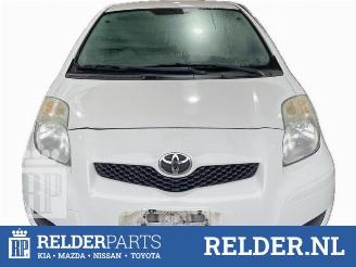 Coche siniestrado Toyota Yaris Yaris II (P9), Hatchback, 2005 / 2014 1.0 12V VVT-i 2010/9