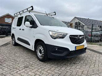 skadebil bedrijf Opel Combo 1.2 Turbo L2H1 Edition 109.295 BENZINE!! 2020/10