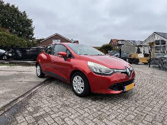 krockskadad bil auto Renault Clio 0.9 TCe Expression 171.870 KM!! 2013/7