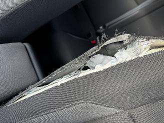 Volkswagen Polo 1.0 TSI  17.600 KM !! picture 21