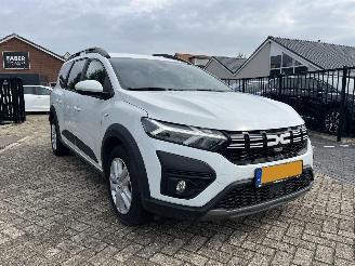 uszkodzony samochody osobowe Dacia Jogger 1.0 TCe 110 Expression 7p. | 47.791 km!! 2023/10