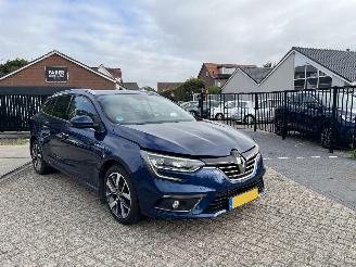 krockskadad bil auto Renault Mégane 1.2 TCe Limited 175.182 KM !! 2018/5