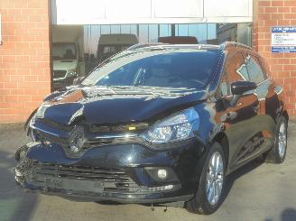 uszkodzony samochody osobowe Renault Clio Grand Tour Limited 66kw, Airco, Cruise, Navi 2018/12