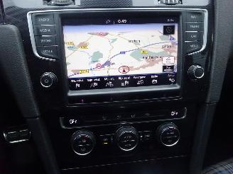 Volkswagen Golf GTE Pug-in Hybride 110kw, Panorama, Lane assist picture 19