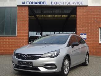 Coche accidentado Opel Astra Sports Tourer Edition 110pk Euro6, Navi, Climate & Cruise 2021/10