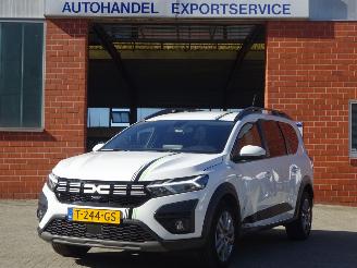 Voiture accidenté Dacia Jogger 1.0 TCe 110 Expression 7persoons, Airco, Cruise 2023/6