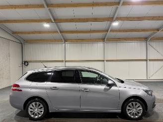 Avarii autoturisme Peugeot 308 1.2 PureTech 96kW Automaat Leder Panoramadak Blue Lease Premium 2018/8