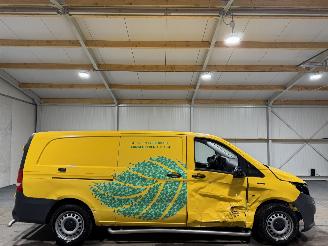skadebil bedrijf Mercedes eVito 66kWh 85kW Automaat Camera 2023/3