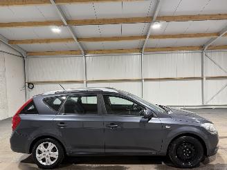 skadebil auto Kia Cee d 1.4CVVT 66kW Clima X-Ecutive 2011/1