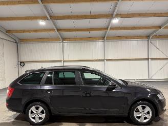 skadebil auto Skoda Octavia 1.6TDI 77kW GreenTech Elegance 2014/1