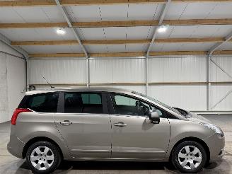 Schadeauto Peugeot 5008 1.6VTi 88kW Blue Lease Clima 2011/8
