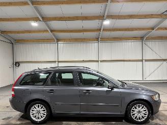 Schadeauto Volvo V-50 2.4 103kW Clima Momentum 2004/8