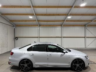 Schadeauto Volkswagen Jetta 1.4TSI Hybrid 110kW Automaat Highline 2013/7