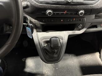 Toyota Proace 2.0D4 106kW DC Cool Long picture 33