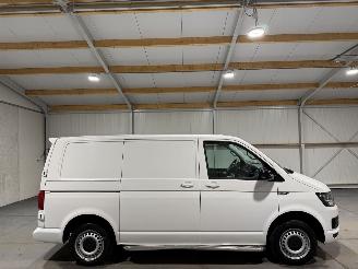 skadebil bedrijf Volkswagen Transporter 2.0TDI 75kW L1H2 Trendline 2018/2