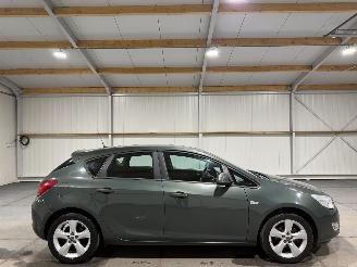 skadebil auto Opel Astra 1.4 74kW Edition 2011/4