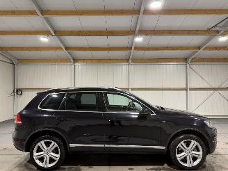 Auto incidentate Volkswagen Touareg 4.2TDI V8 250kW Automaat R-Line Pano Clima Memory 2011/5