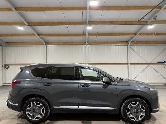 Schadeauto Hyundai Santa Fe 1.6T-GDI PHEV 132kW 7 Pers AWD PLUG-INN 2023/4