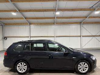 krockskadad bil auto Volkswagen Golf 1.0TSI 85kW ComfortLine 2017/1