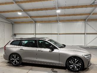 Volvo V-60 2.0T5 184kW Automaat  R-Design picture 2