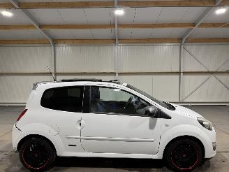 Schadeauto Renault Twingo GT 1.2Tce 75kW Gordini Serie Panoramadak 2012/6