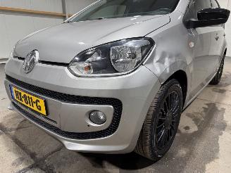 Volkswagen Up! 1.0 44kW High BlueMotion Airco picture 23