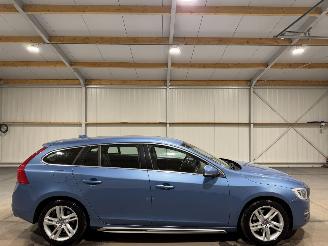 Auto incidentate Volvo V-60 2.0T5 180kW Automaat Summum 2015/3