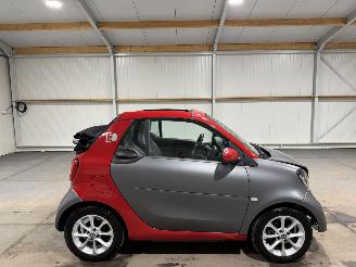 krockskadad bil auto Smart Fortwo Cabrio EQ 18kWh 60kW Prime 2018/1