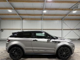 uszkodzony samochody osobowe Land Rover Range Rover Evoque 2.0Si 177kW Automaat 4-WD Coupé   Prestige 2013/6