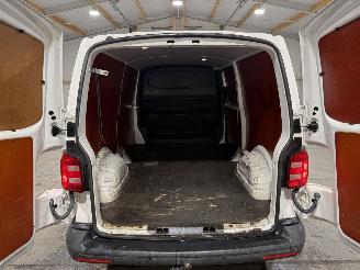 Volkswagen Transporter 2.0TDI 110kW Airco L2H1 picture 31