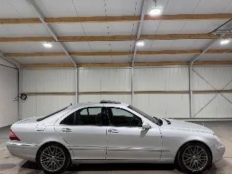 krockskadad bil auto Mercedes S-klasse 500 5.0V8 225kW Automaat Schuifkantel Memory Luchtvering 2004/5