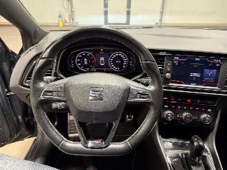 Seat Leon 2.0 TSI 221kW Automaat Pano CUPRA 300 picture 31