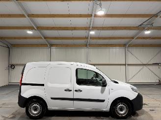 damaged commercial vehicles Renault Kangoo 1.5Bleu DCI 59kW Airco Comfort 2020/2