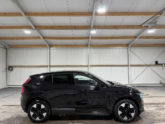 Vaurioauto  passenger cars Volvo EX30 69kWh 200kW Single Motor Extended Range CORE 2024/5