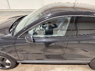 Volvo EX30 69kWh 200kW Single Motor Extended Range CORE picture 18