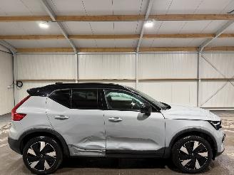 Voiture accidenté Volvo XC40 82kWh 185kW  Single Motor Extended Range Plus 2024/4