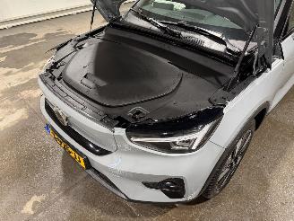 Volvo XC40 82kWh 185kW  Single Motor Extended Range Plus picture 24