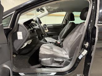 Volkswagen Golf 1.4TSI 92kW Connected Series picture 36