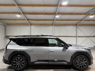 Vaurioauto  passenger cars Kia EV9 99.8 kWh 283kW Launch Edition GT-Line AWD 6Persoons Pano 2023/12