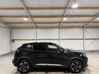 damaged passenger cars Peugeot 2008 1.5BlueHDI 96kW BlueLease Allure 2020/1