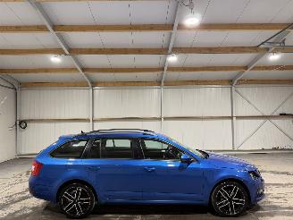krockskadad bil auto Skoda Octavia 1.6TDI 85kW Automaat Greentech Ambition Business 2017/9