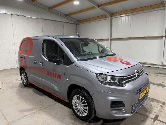 Citroën Berlingo 1.5BlueHDI 73kW Driver picture 2