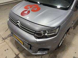 Citroën Berlingo 1.5BlueHDI 73kW Driver picture 21