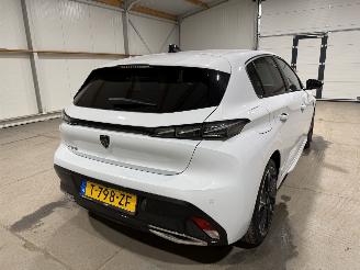 Peugeot e-308 54kWh 115kW GT First Edition EV picture 6